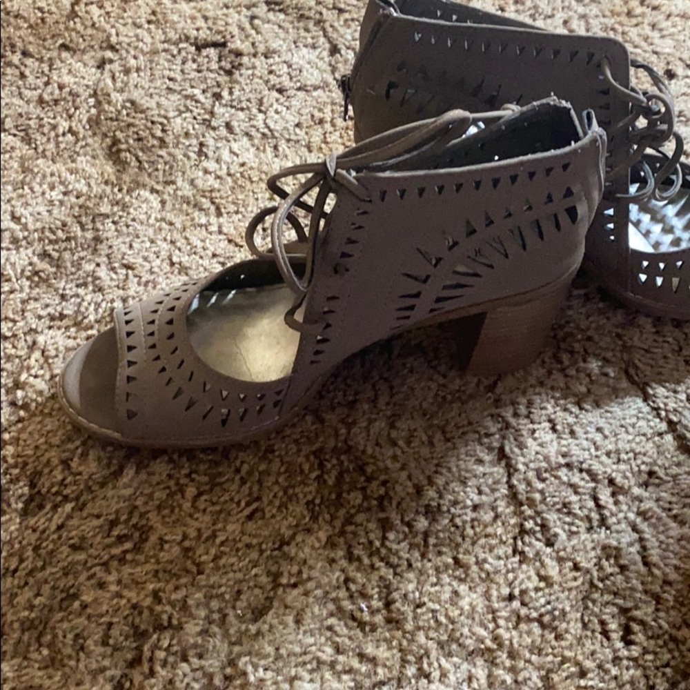 Open toe ankle boots - Picture 2 of 2